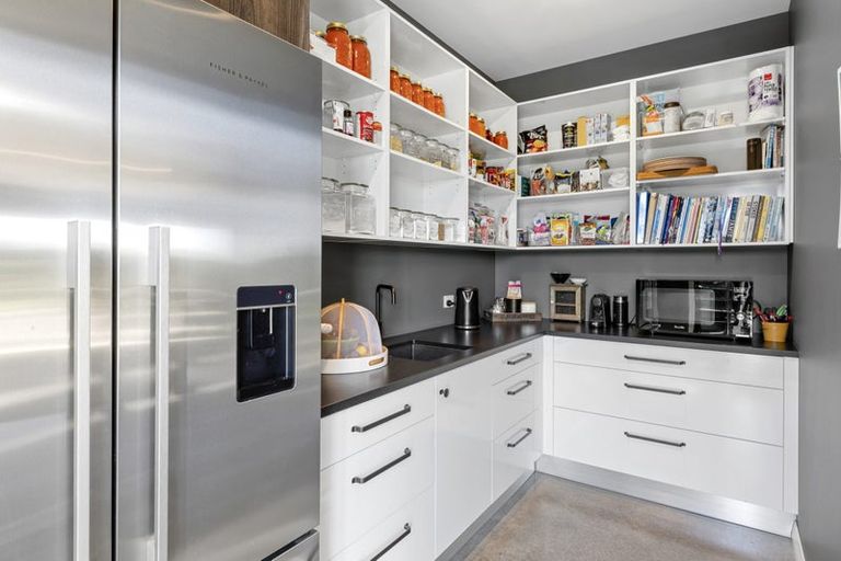 Photo of property in 106 Airport Drive, New Plymouth Airport, New Plymouth, 4373