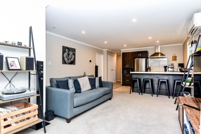 Photo of property in 4/144 Forest Lake Road, Forest Lake, Hamilton, 3200