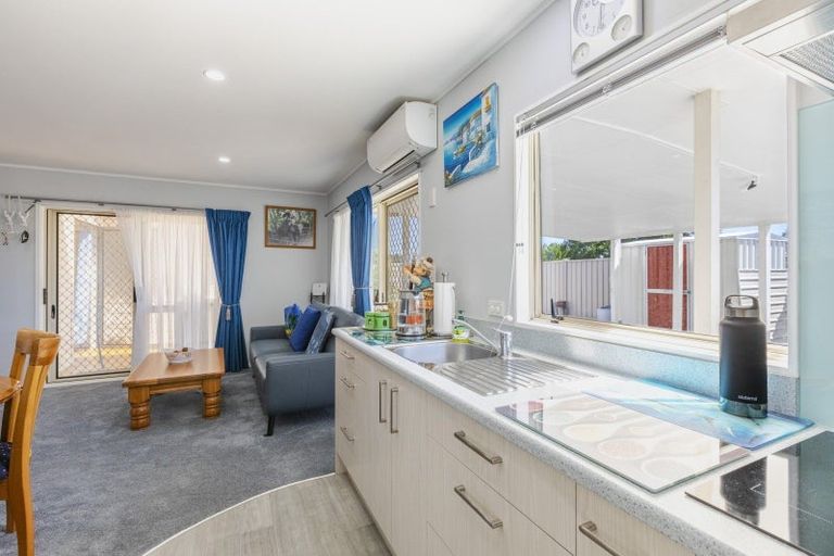 Photo of property in 106a Latham Street, Marewa, Napier, 4110