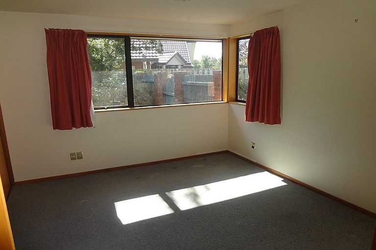 Photo of property in 19 Devon Crescent, Darfield, 7510