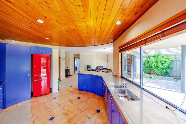 Photo of property in 2 Belgrove Drive, Waipukurau, 4200