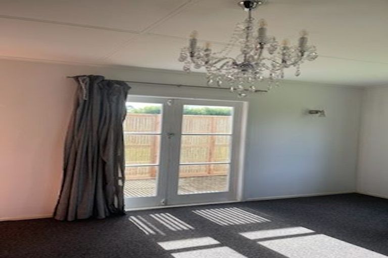 Photo of property in 39 Kaiwaka Road, Waiuku, 2123