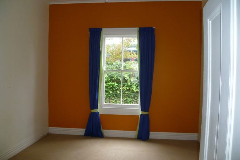 Photo of property in 5 Hereford Street, West End, Palmerston North, 4410