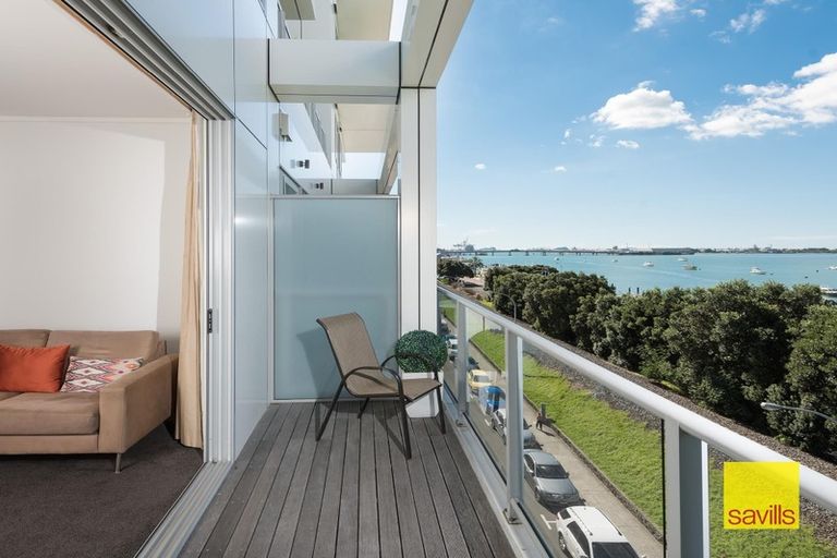 Photo of property in 12/72e Devonport Road, Tauranga, 3110