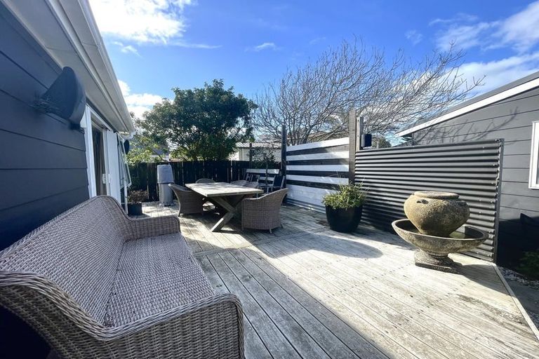 Photo of property in 161 Karewa Parade, Papamoa Beach, Papamoa, 3118