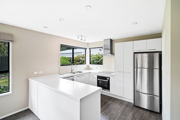 Photo of property in 20 Shamrock Place, Halswell, Christchurch, 8025