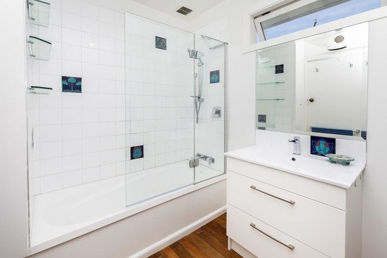 Photo of property in 24 Deepdale Street, Burnside, Christchurch, 8053