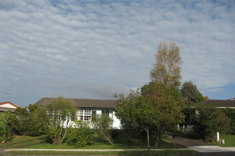 Photo of property in 39 Cascades Road, Pakuranga Heights, Auckland, 2010