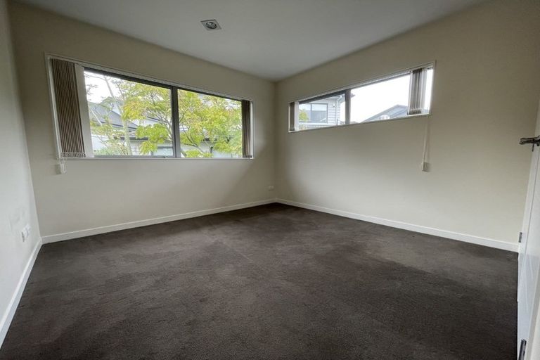 Photo of property in 13 Pin Oak Drive, Schnapper Rock, Auckland, 0632