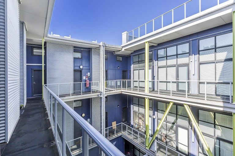 Photo of property in Urbane Apartments, 49/29 Webb Street, Mount Cook, Wellington, 6011