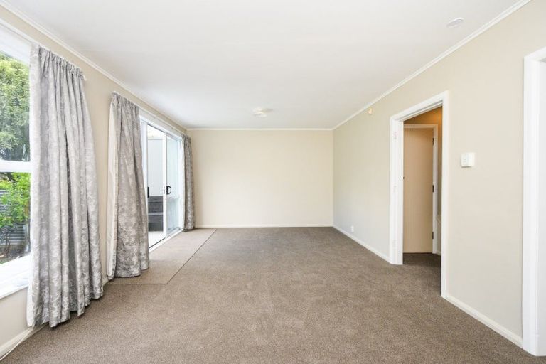 Photo of property in 26 Farnham Avenue, Highbury, Palmerston North, 4412