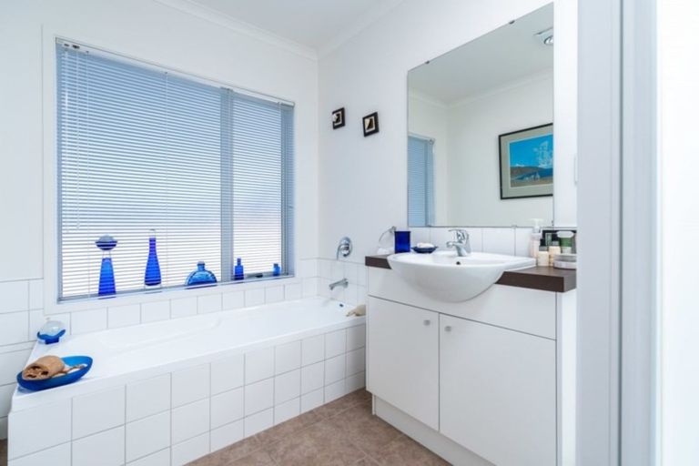 Photo of property in 14 Seabreeze Road, Mangawhai Heads, Mangawhai, 0505