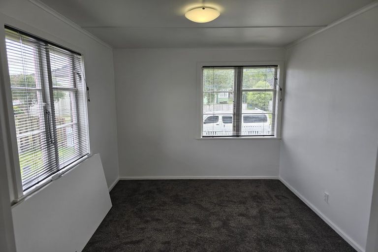 Photo of property in 26 Poole Street, Taita, Lower Hutt, 5011