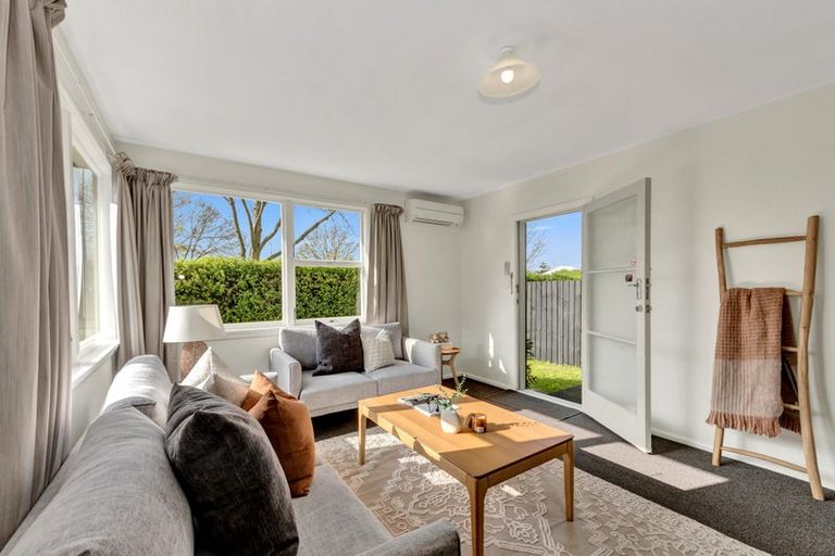 Photo of property in 1041 Colombo Street, St Albans, Christchurch, 8014
