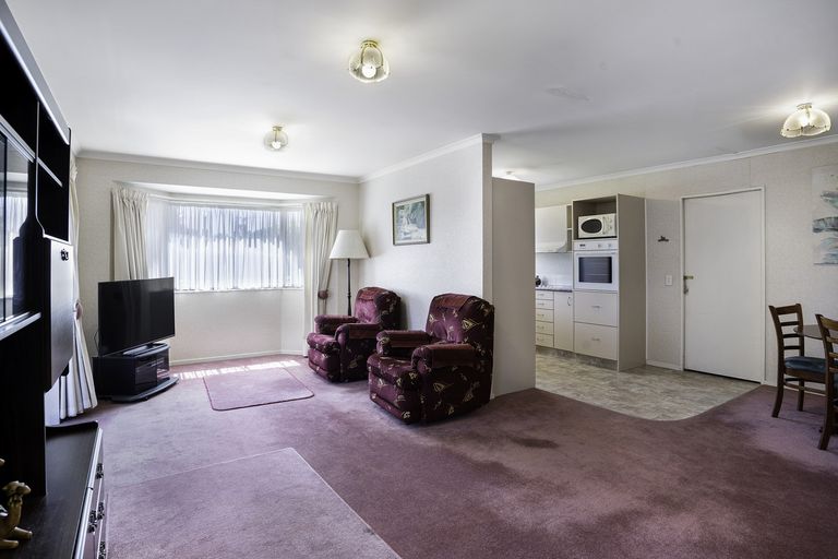 Photo of property in 16 Mckenna Street, Masterton, 5810