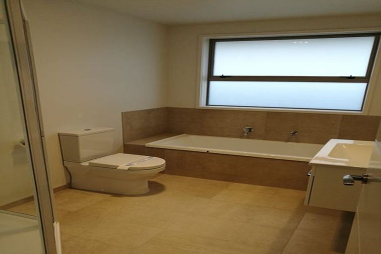 Photo of property in 33 Te Wharo Drive, Papamoa, 3118