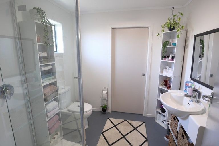 Photo of property in 4 George Street, Eltham, 4322