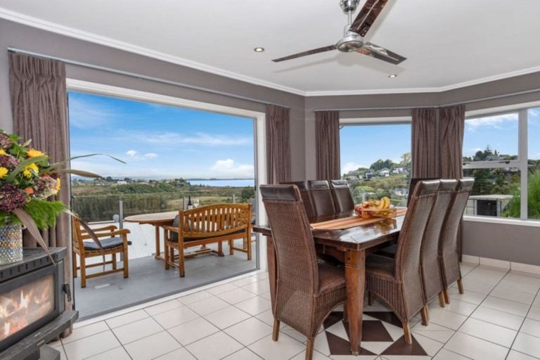 Photo of property in 10 Aquavue Way, Bellevue, Tauranga, 3110