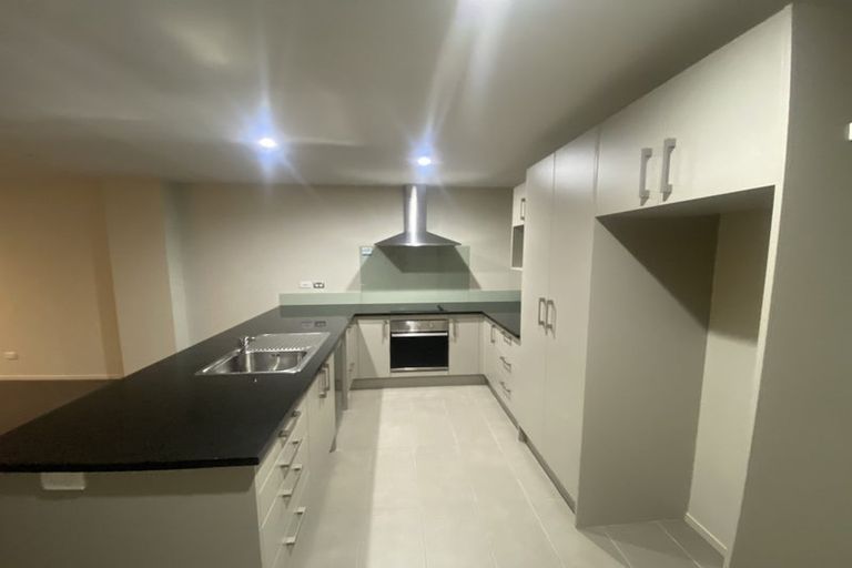 Photo of property in 41 Popokatea Drive, Takanini, 2112