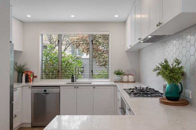 Photo of property in 8 Clissold Street, Merivale, Christchurch, 8014