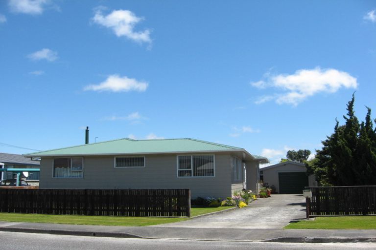 Photo of property in 16 Haselden Street, Westport, 7825