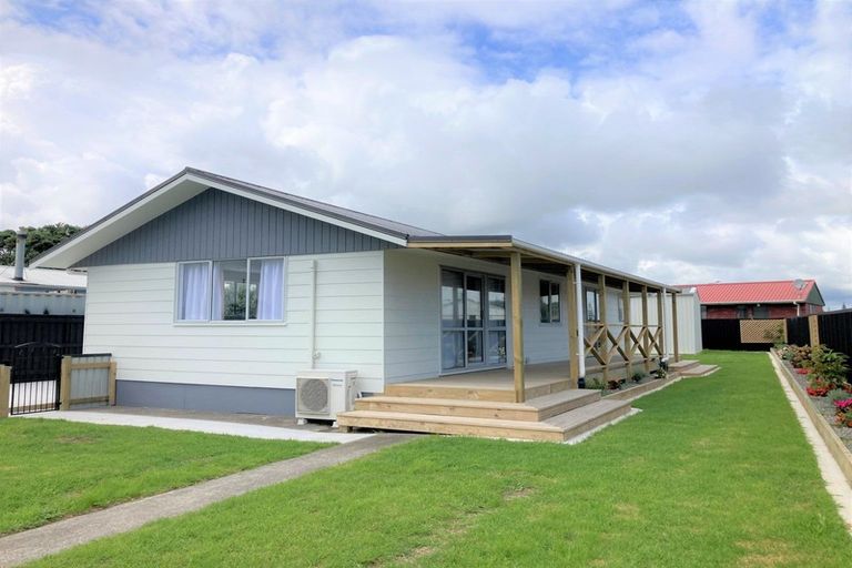 Photo of property in 61 Hume Street, Waitara, 4320