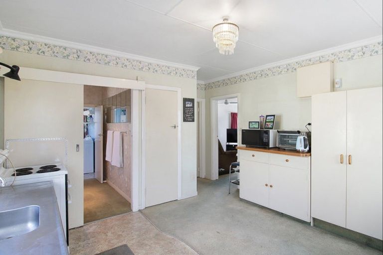 Photo of property in 16 Seabury Avenue, Foxton Beach, Foxton, 4815