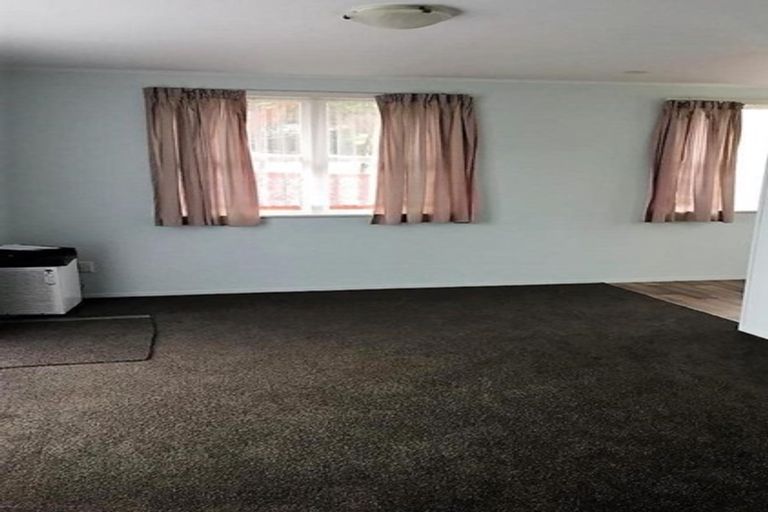 Photo of property in 1/18 Harper Street, Papakura, 2110