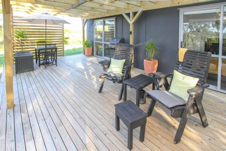 Photo of property in 106 Waimate North Road, Kerikeri, 0293