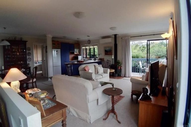 Photo of property in 17 Coventry Way, Long Bay, Auckland, 0630