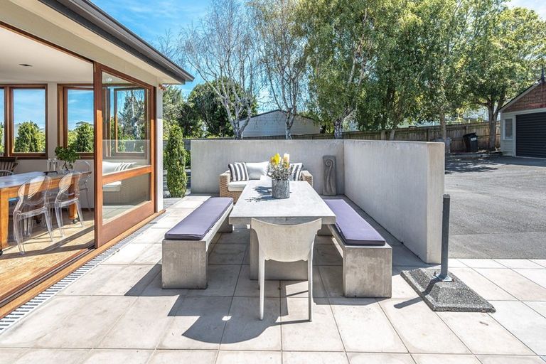 Photo of property in 2 Eaton Crescent, Otamatea, Whanganui, 4500