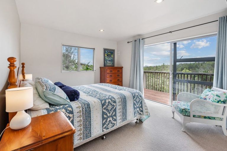 Photo of property in 69 Memorial Drive, Parahaki, Whangarei, 0112
