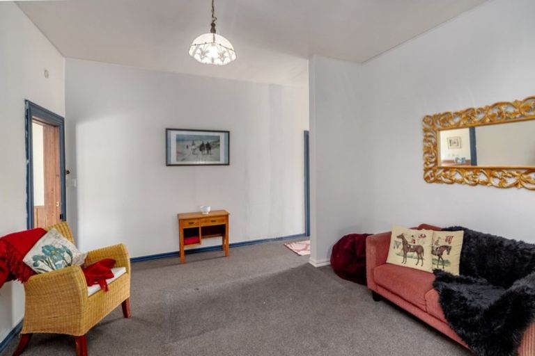 Photo of property in 98 Fox Street, Featherston, 5710