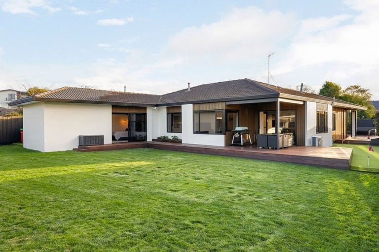 Photo of property in 36 Delamare Road, St Andrews, Hamilton, 3200