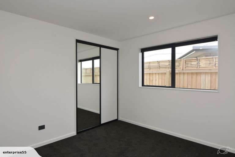 Photo of property in 5 Ciaran Close, Broomfield, Christchurch, 8042