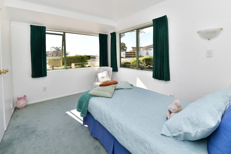 Photo of property in 59 Marellen Drive, Red Beach, 0932