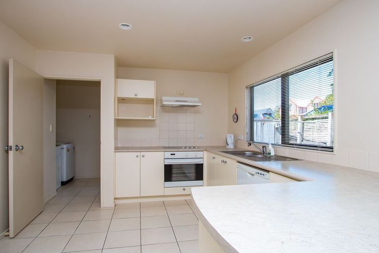 Photo of property in 23/1 Brixton Road, Manly, Whangaparaoa, 0930