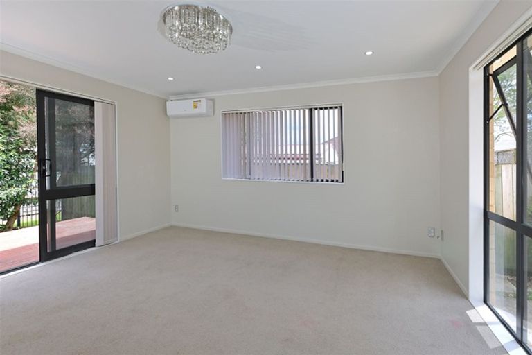 Photo of property in 50b Pinedale Place, Henderson, Auckland, 0610