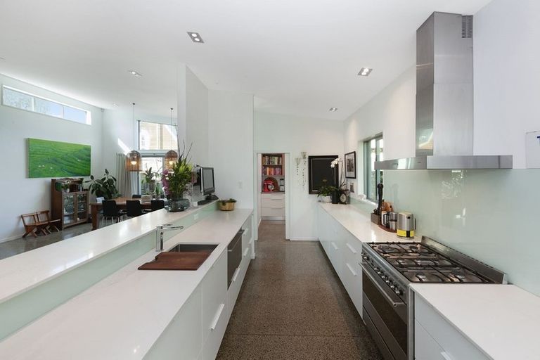 Photo of property in 19 Hadlow Place, Burnside, Christchurch, 8041