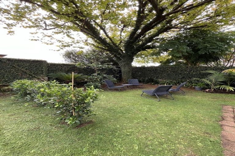 Photo of property in 3/4 Frater Avenue, Milford, Auckland, 0620