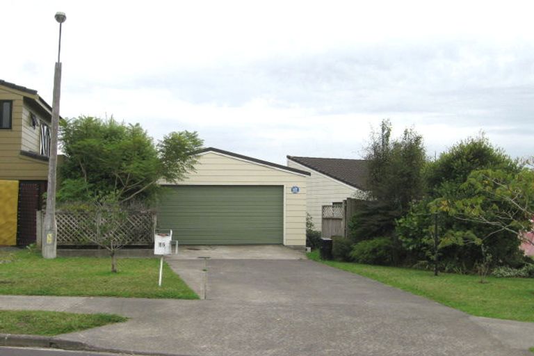 Photo of property in 17 Ebony Place, Massey, Auckland, 0614