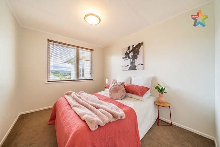 Photo of property in 21 Cherry Blossom Grove, Maungaraki, Lower Hutt, 5010