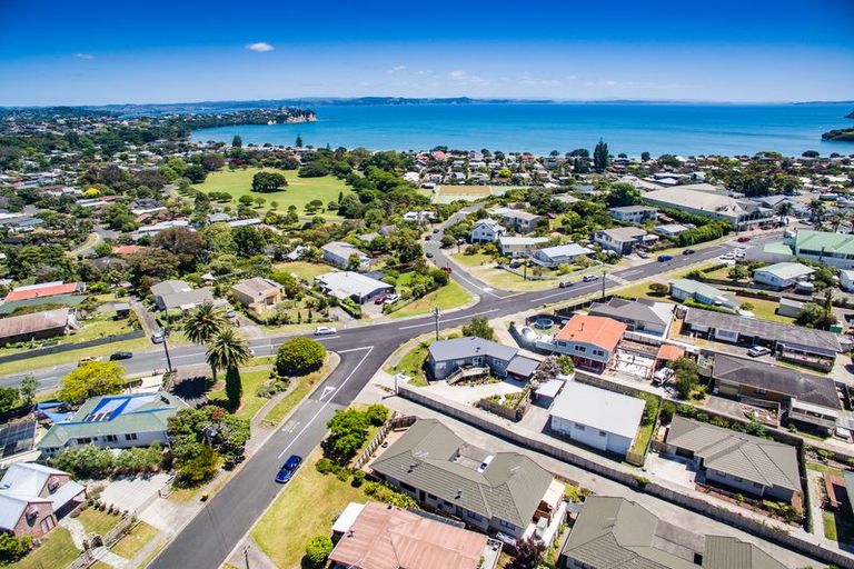 Photo of property in 23/1 Brixton Road, Manly, Whangaparaoa, 0930