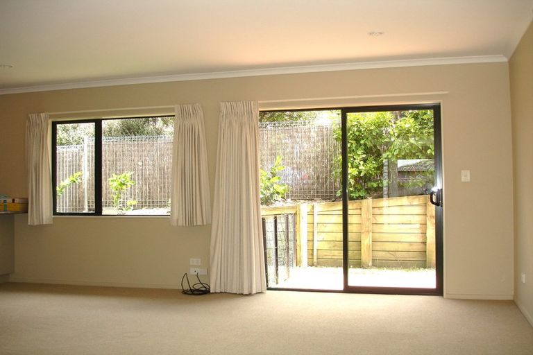 Photo of property in 44 Killybegs Drive, Pinehill, Auckland, 0632