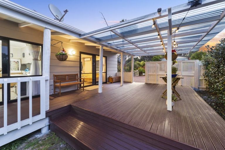 Photo of property in 81 Spence Road, Henderson, Auckland, 0612
