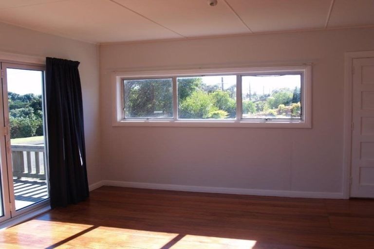 Photo of property in 22 Ngaio Street, Otaki Beach, Otaki, 5512