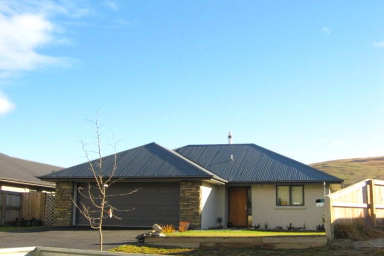 Photo of property in 29 Mavora Road, Lake Hayes, Queenstown, 9304