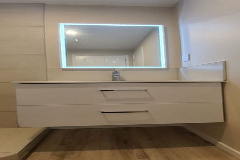 Photo of property in 191 Fisher Parade, Farm Cove, Auckland, 2012