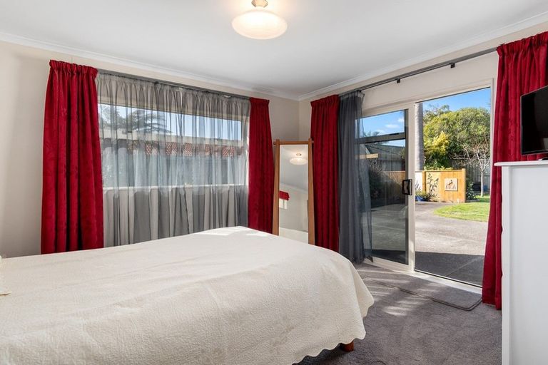 Photo of property in 112 Pacific View Road, Papamoa Beach, Papamoa, 3118