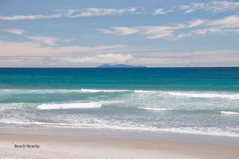 Photo of property in 83 Simpson Road, Papamoa Beach, Papamoa, 3118